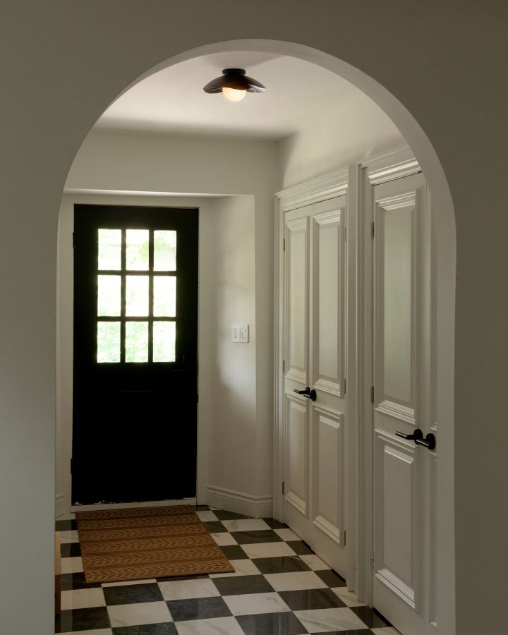 加拿大照明品牌:Luminaire Authentik设计的极简灯具Pivoine