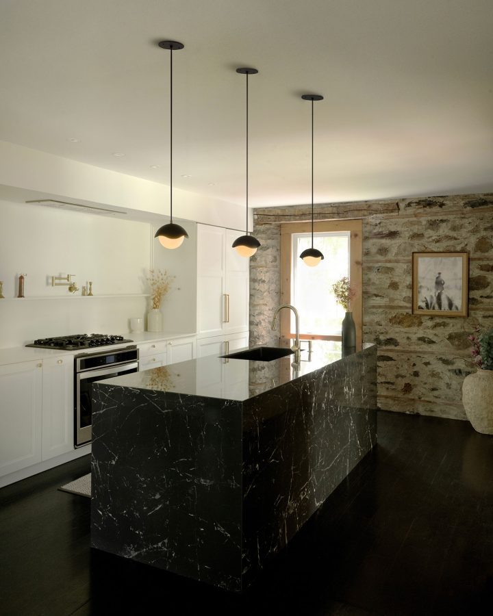 加拿大照明品牌:Luminaire Authentik设计的极简灯具Pivoine