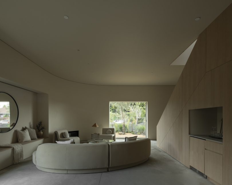 由PPAA设计的极简主义住宅Mar Vista