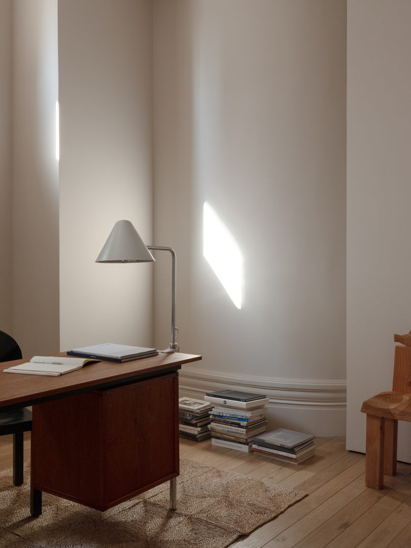 MV-LLC设计的极简主义公寓Mercer Street Residence