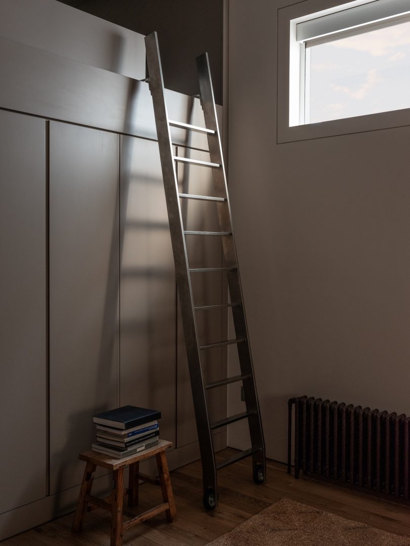 MV-LLC设计的极简主义公寓Mercer Street Residence