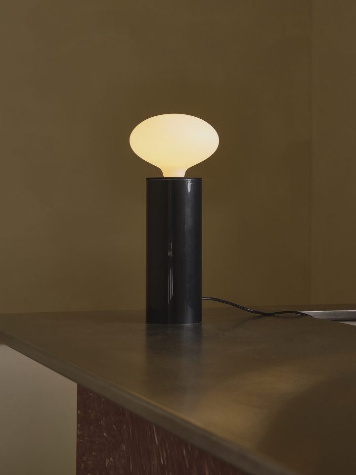 由Octavio Asensio设计的极简主义灯具Muta Lamps