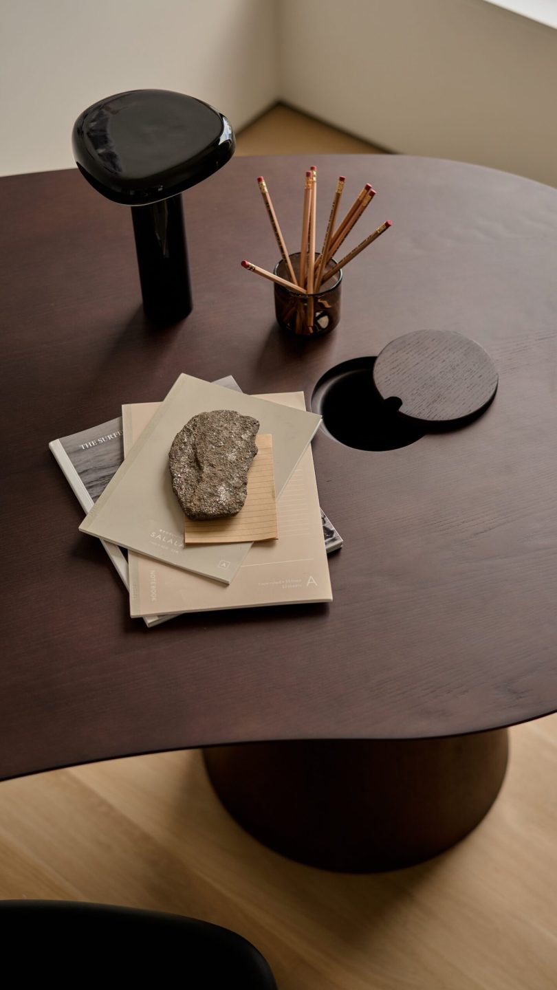 由SO-IL设计的极简主义顶层公寓Nine Chapel