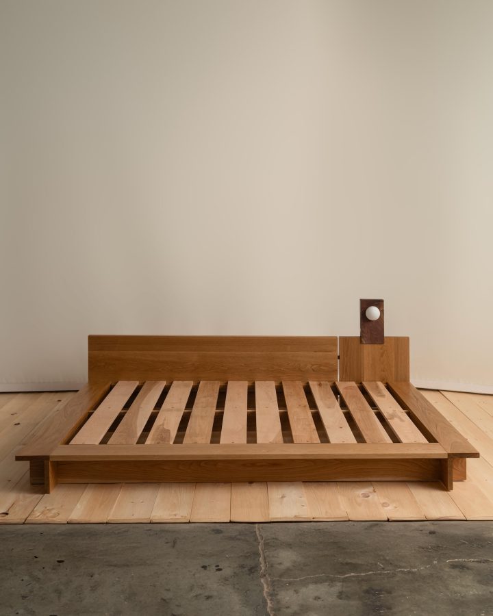 由Austen/Morris设计的极简沙发床Platform Daybed