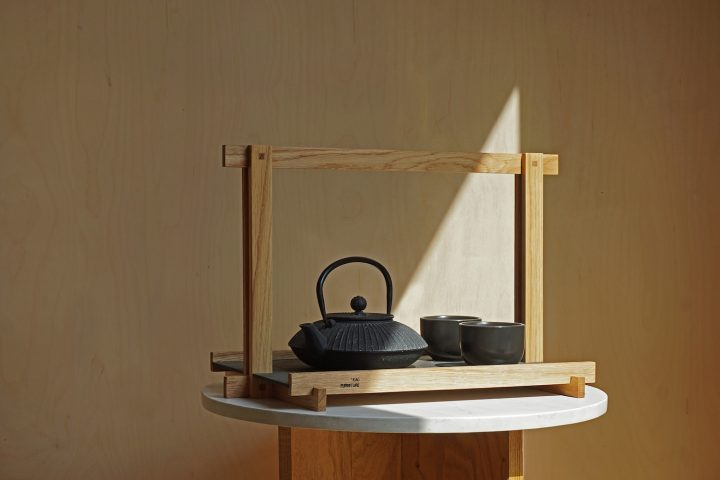 Design Studio NAO设计的极简主义茶盘Tea Tray 2610
