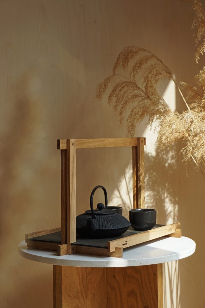 Design Studio NAO设计的极简主义茶盘Tea Tray 2610