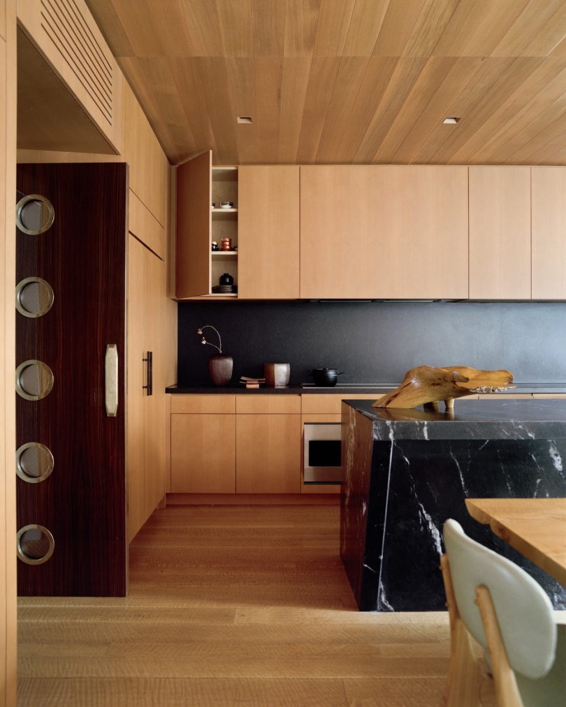 由Rob Johansen设计的极简主义公寓Upper East Side