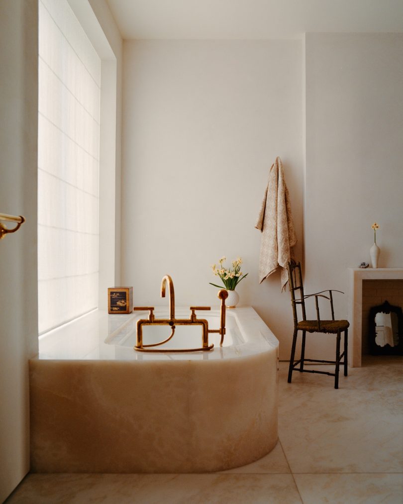 由Rob Johansen设计的极简主义公寓Upper East Side