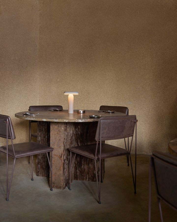 WENTZ设计的极简灯具Fungi Mini Portable Lamp