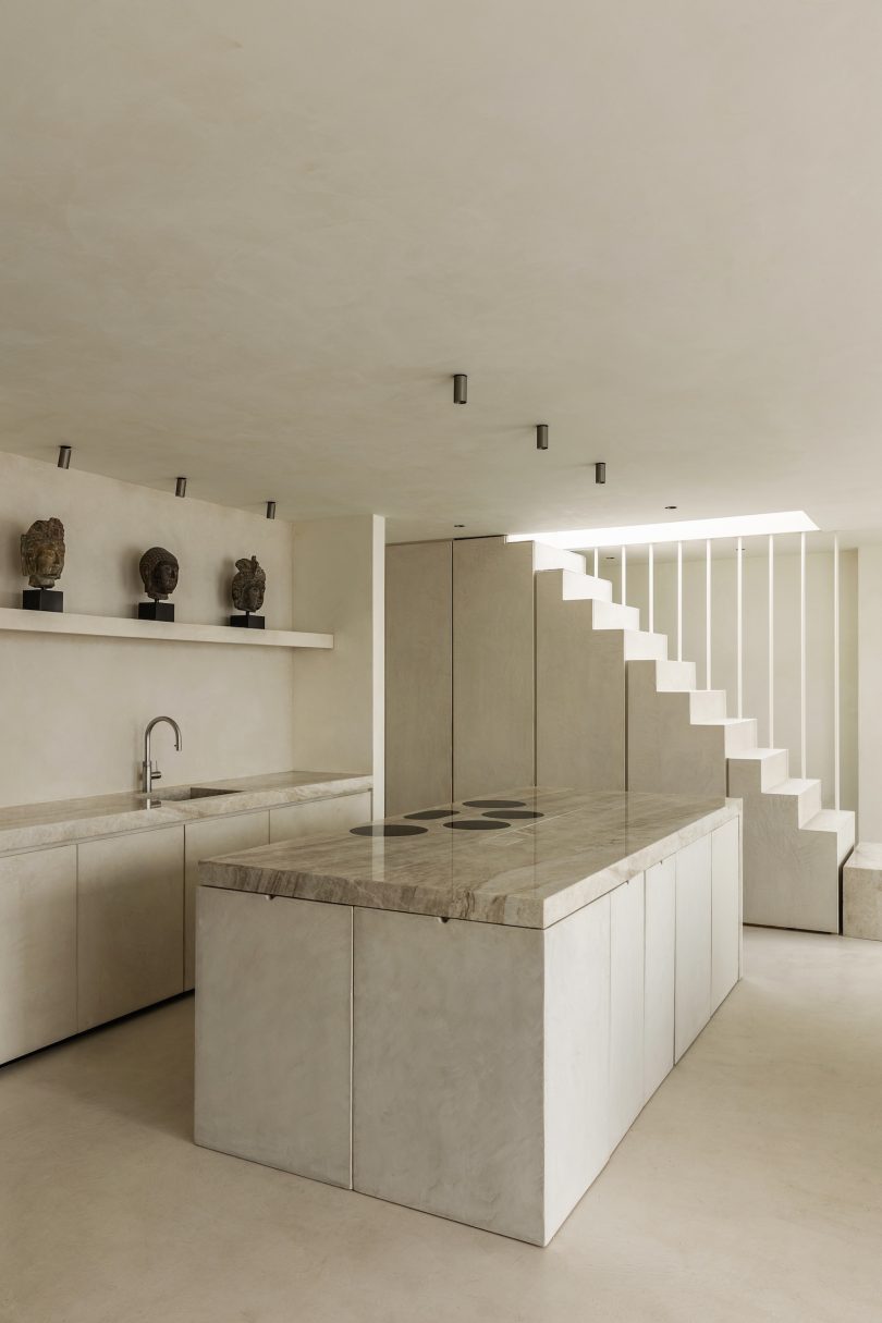 由Studio Lensing设计的极简主义住宅Amsterdam House