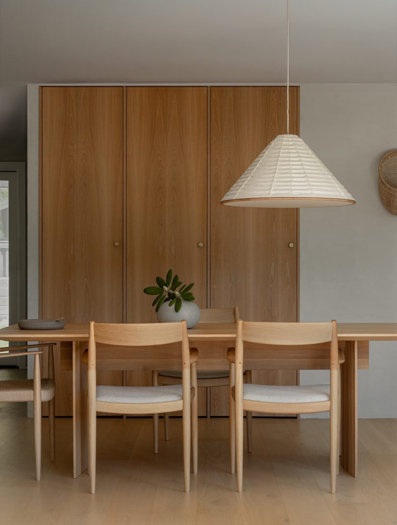 Norm Architects设计的极简住宅Forest Retreat:Reimagined