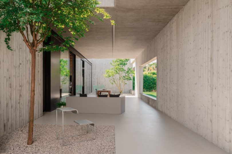 MIDE architetti设计的极简住宅House with Internal View