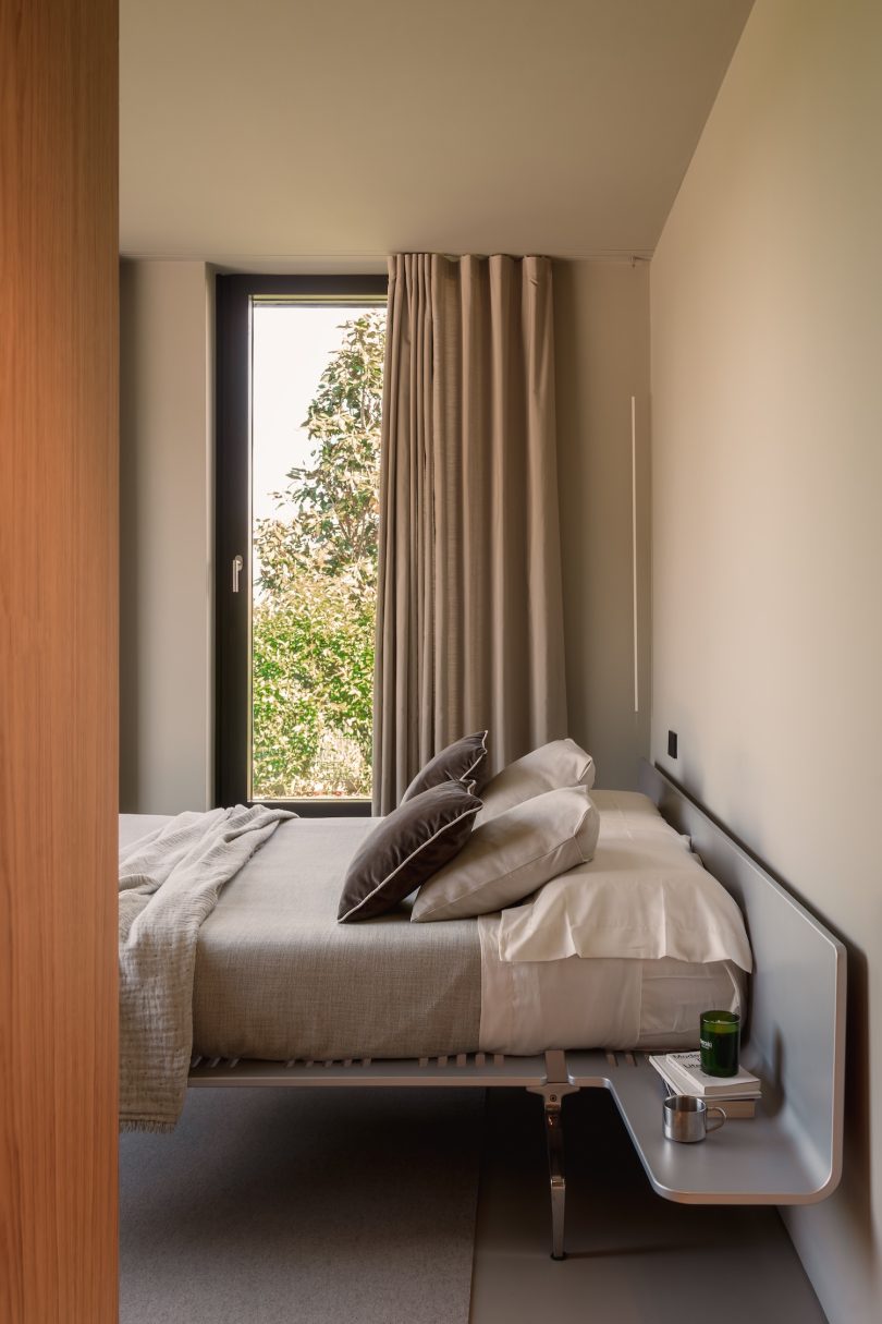 MIDE architetti设计的极简住宅House with Internal View