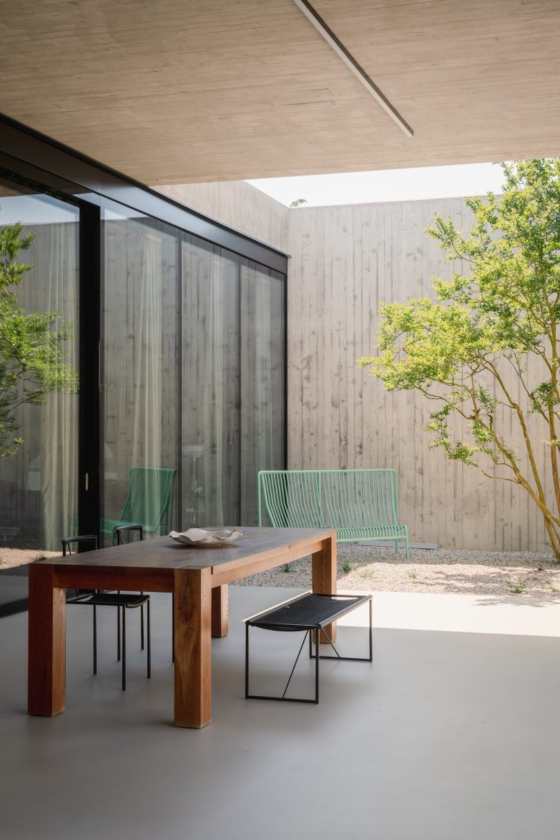 MIDE architetti设计的极简住宅House with Internal View