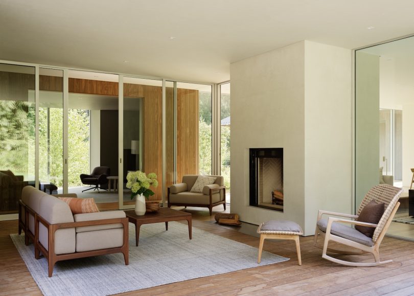 Heliotrope Architects设计的极简住宅Interurban Residence