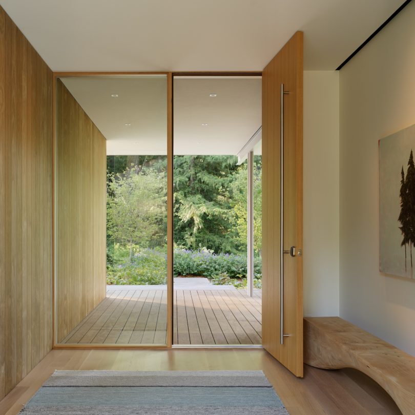 Heliotrope Architects设计的极简住宅Interurban Residence