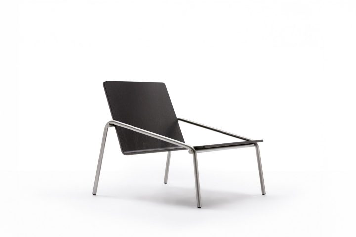 意大利家具品牌：Giacomo Moor设计的Living Divani休闲椅