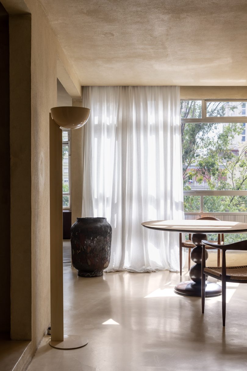 由MNMA设计的极简主义公寓Maranhão Apartment