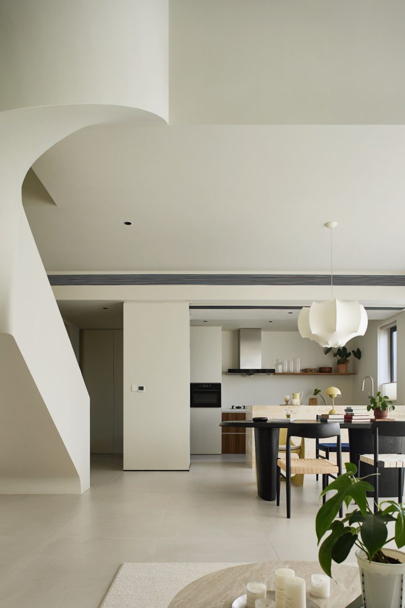 Chen Zhichao Design设计的极简主义住宅Soft Light