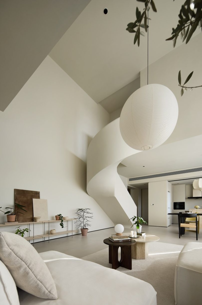 Chen Zhichao Design设计的极简主义住宅Soft Light