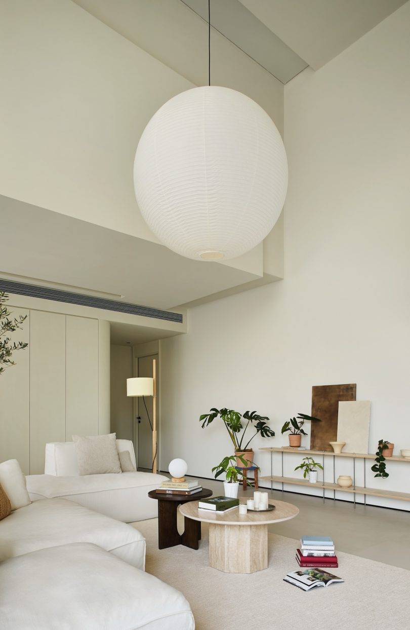 Chen Zhichao Design设计的极简主义住宅Soft Light