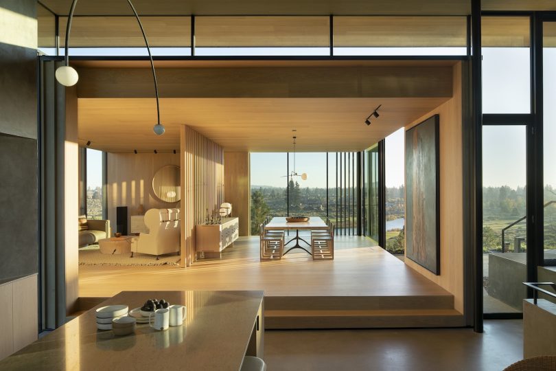 由Hacker设计的极简主义住宅Tetherow Overlook House