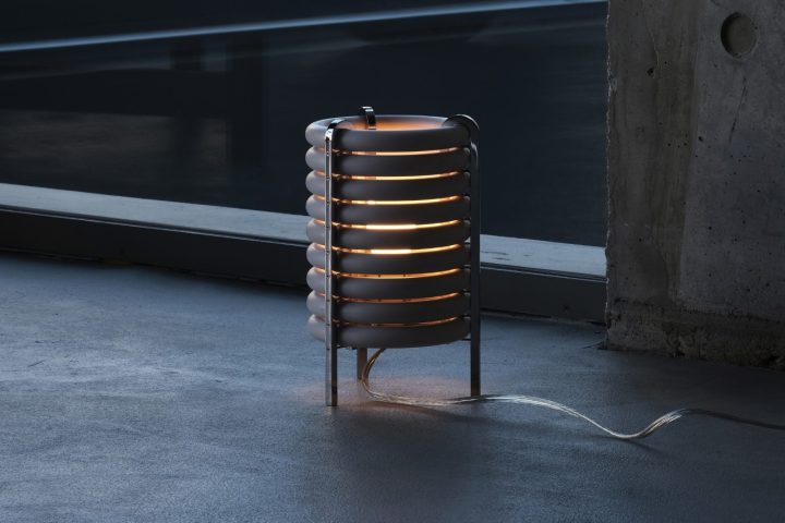 Akasaki & Vanhuyse设计的WA灯让东京火车零件重获新生