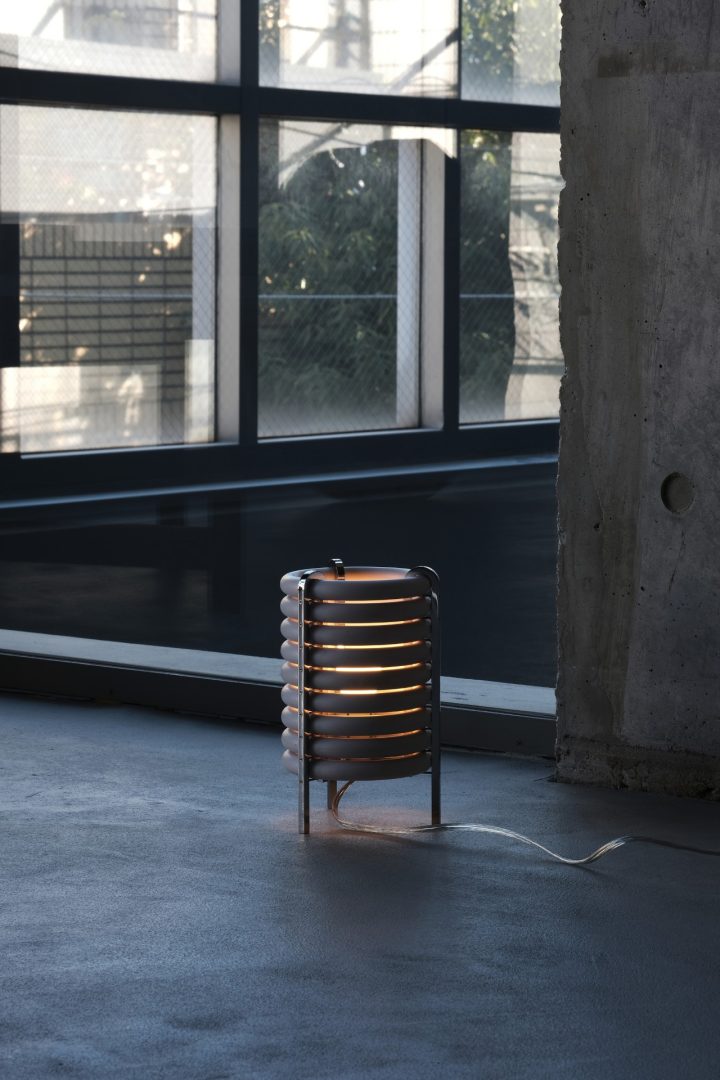 Akasaki & Vanhuyse设计的WA灯让东京火车零件重获新生