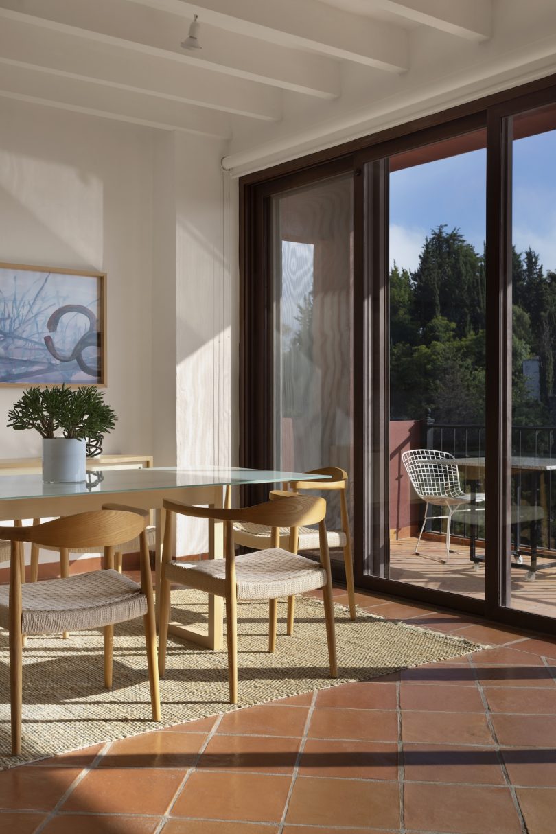 OW Arquitectos设计的极简主义公寓Barranco Apartment