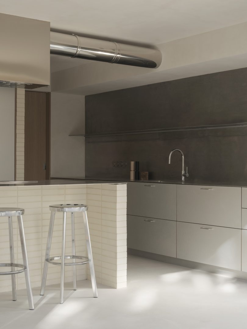 由DIIR设计的极简主义住宅Casa SO