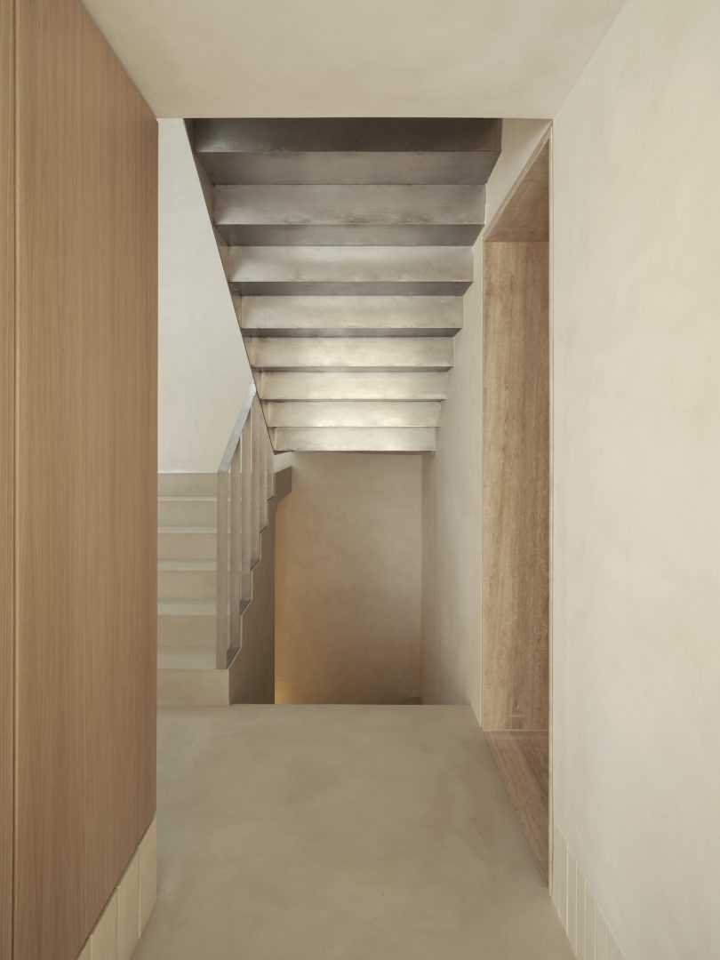 由DIIR设计的极简主义住宅Casa SO