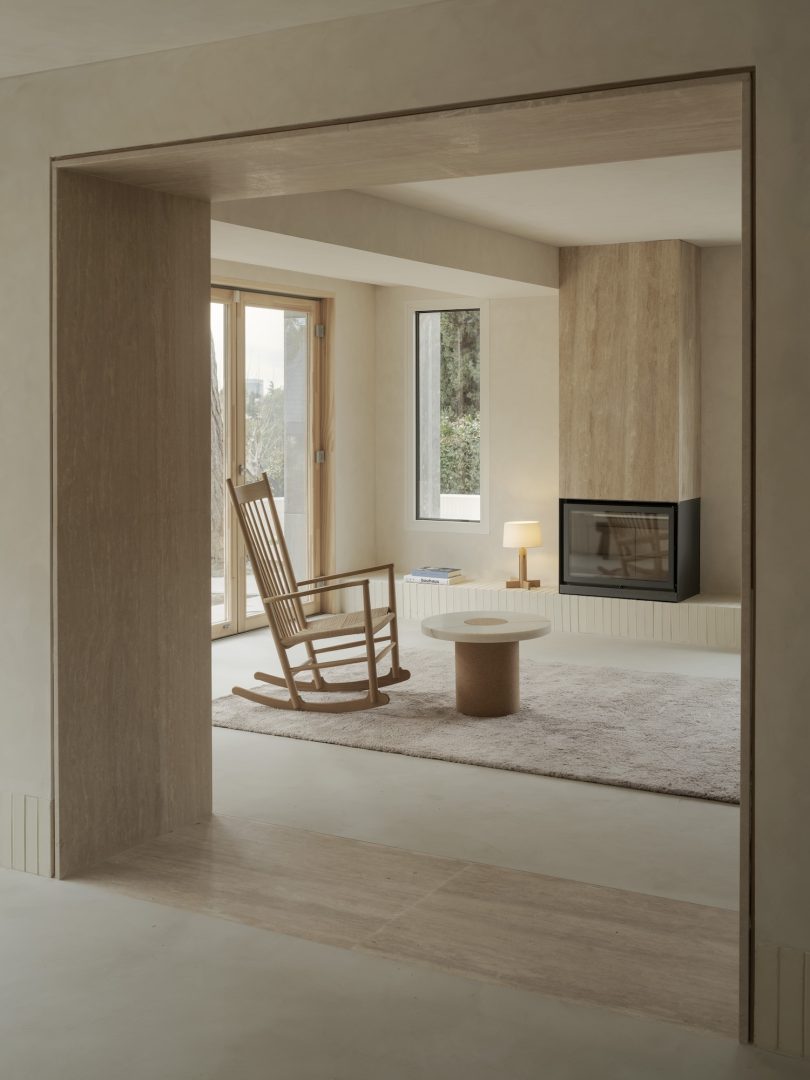 由DIIR设计的极简主义住宅Casa SO