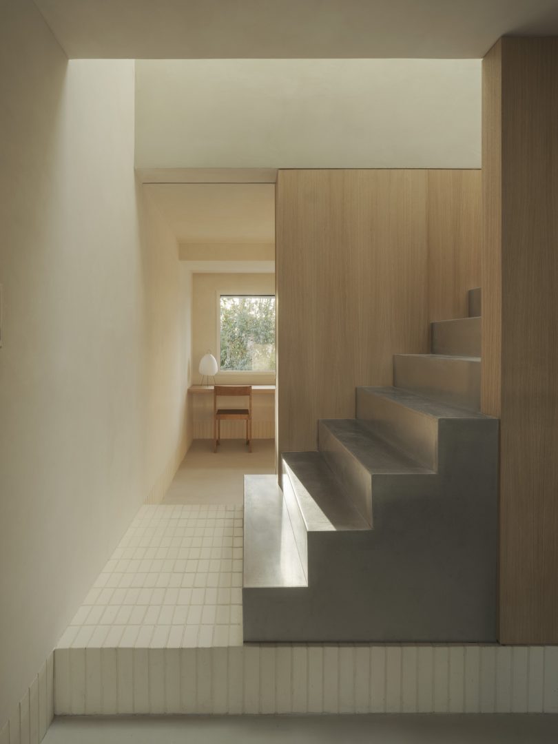 由DIIR设计的极简主义住宅Casa SO