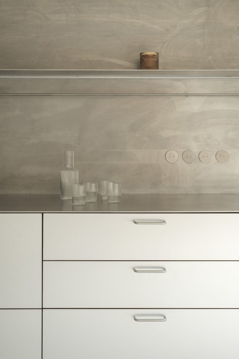 由DIIR设计的极简主义住宅Casa SO