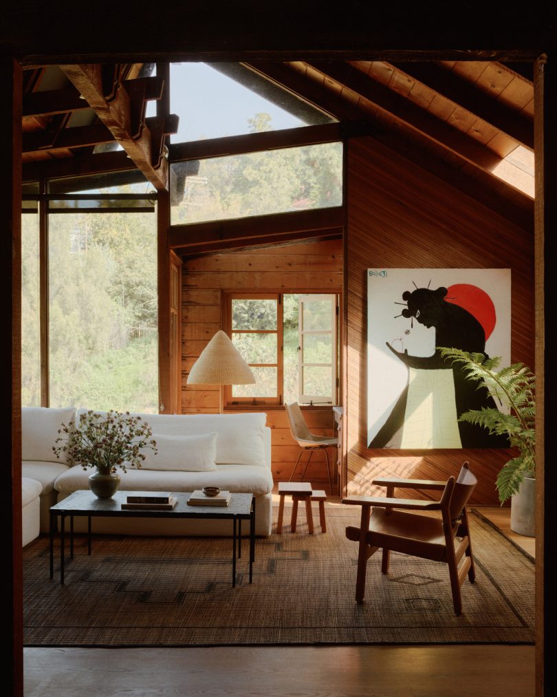 由NONO Studio设计的极简主义住宅Moon Canyon