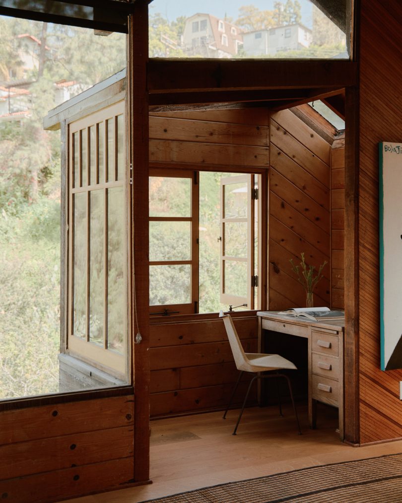 由NONO Studio设计的极简主义住宅Moon Canyon