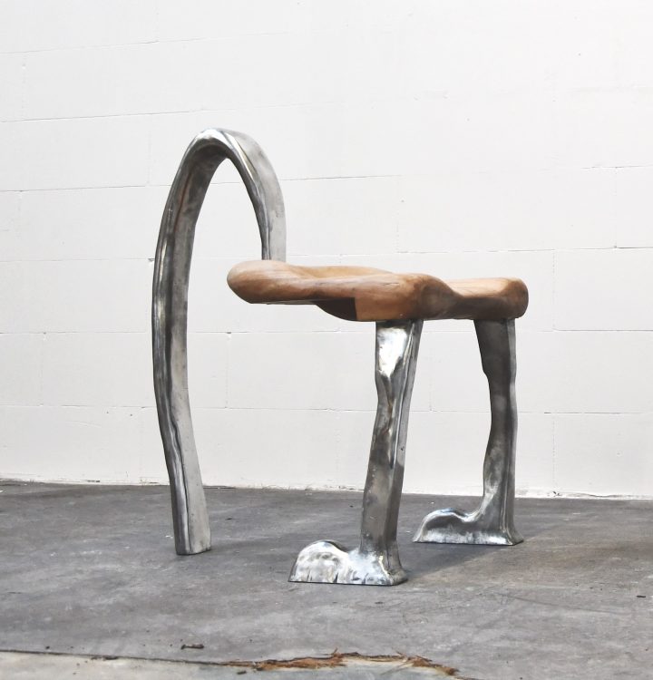 Chaeeun Lee设计的极简家具The Parasitic Factors