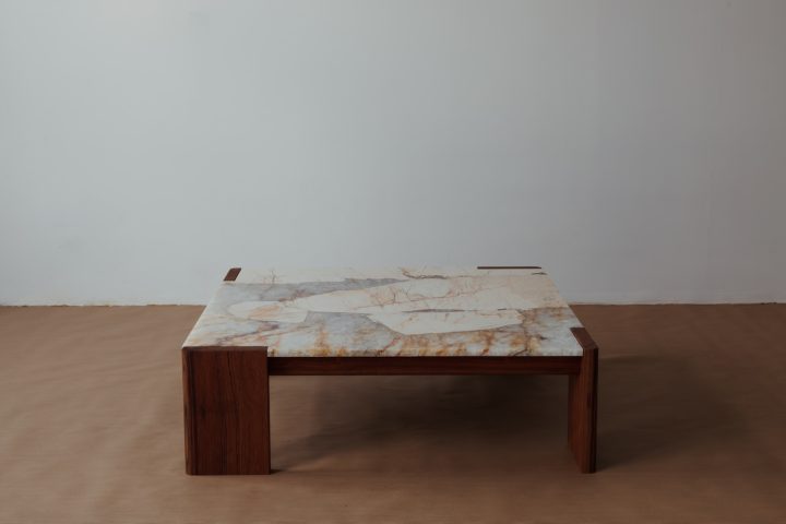 Gregory Beson设计的极简咖啡桌RL Coffee Table