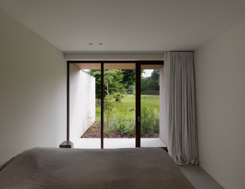 Max Luciano Geldof设计的极简主义住宅Sint-Amands