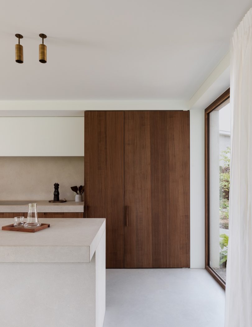 Max Luciano Geldof设计的极简主义住宅Sint-Amands