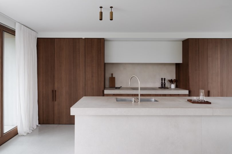 Max Luciano Geldof设计的极简主义住宅Sint-Amands