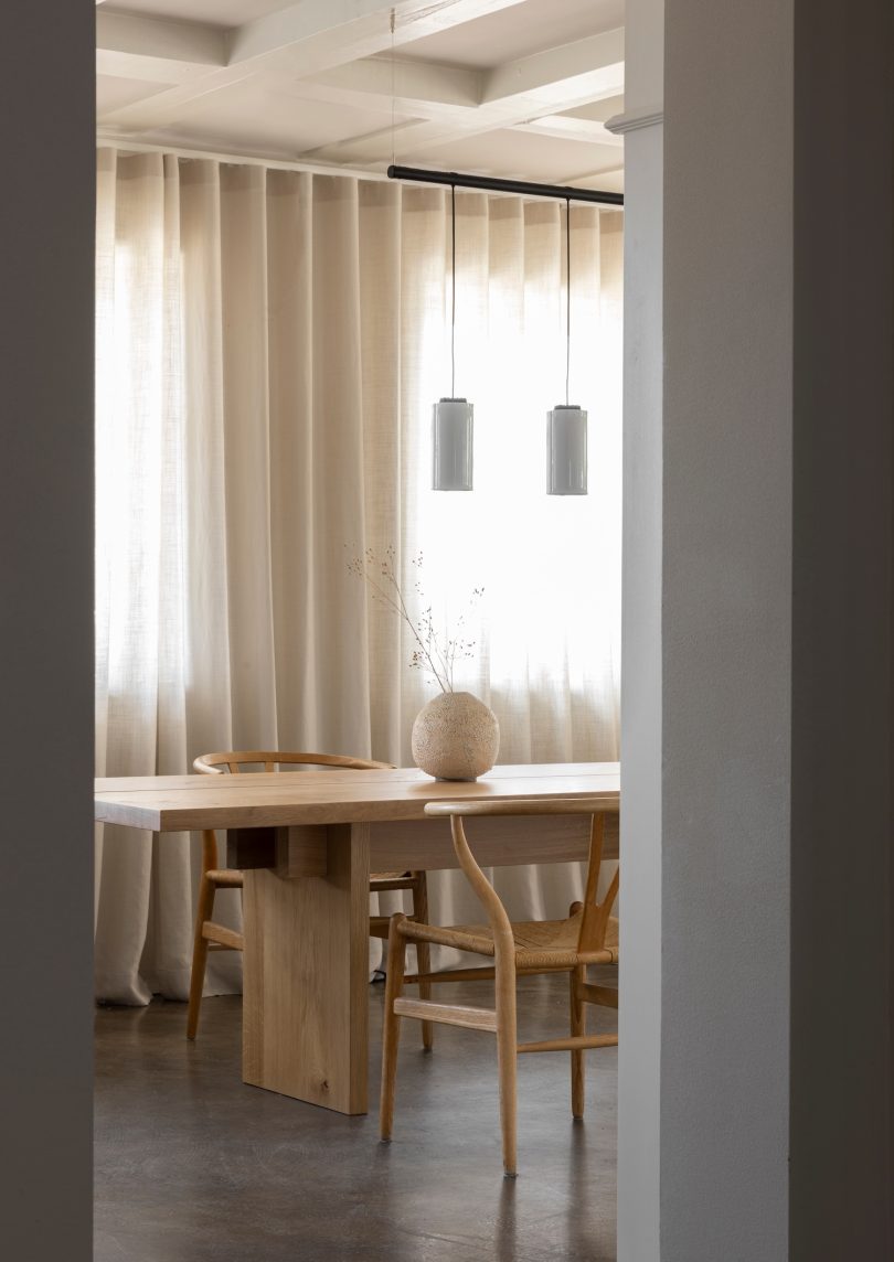 由Norm Architects设计的极简主义住宅Strandgården