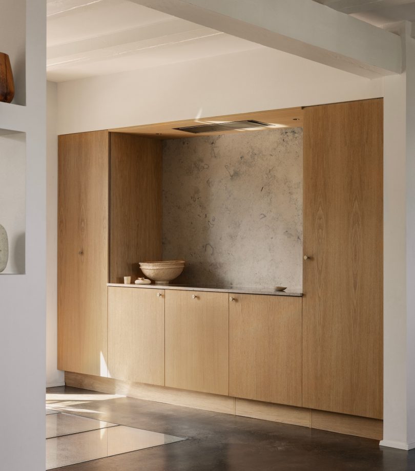 由Norm Architects设计的极简主义住宅Strandgården