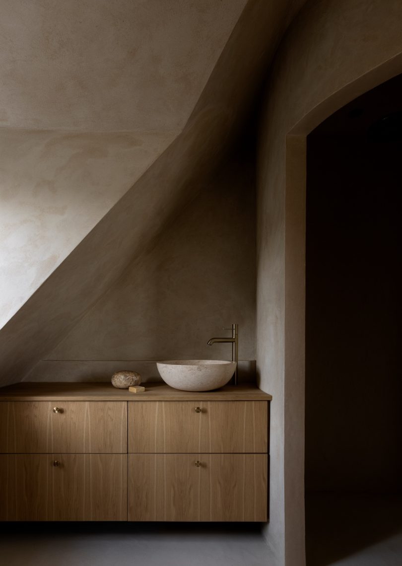 由Norm Architects设计的极简主义住宅Strandgården