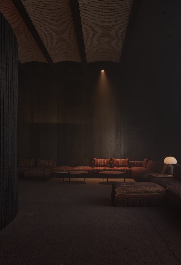 丹麦设计品牌:Studio KO为Vipp宾馆注入沙漠风情