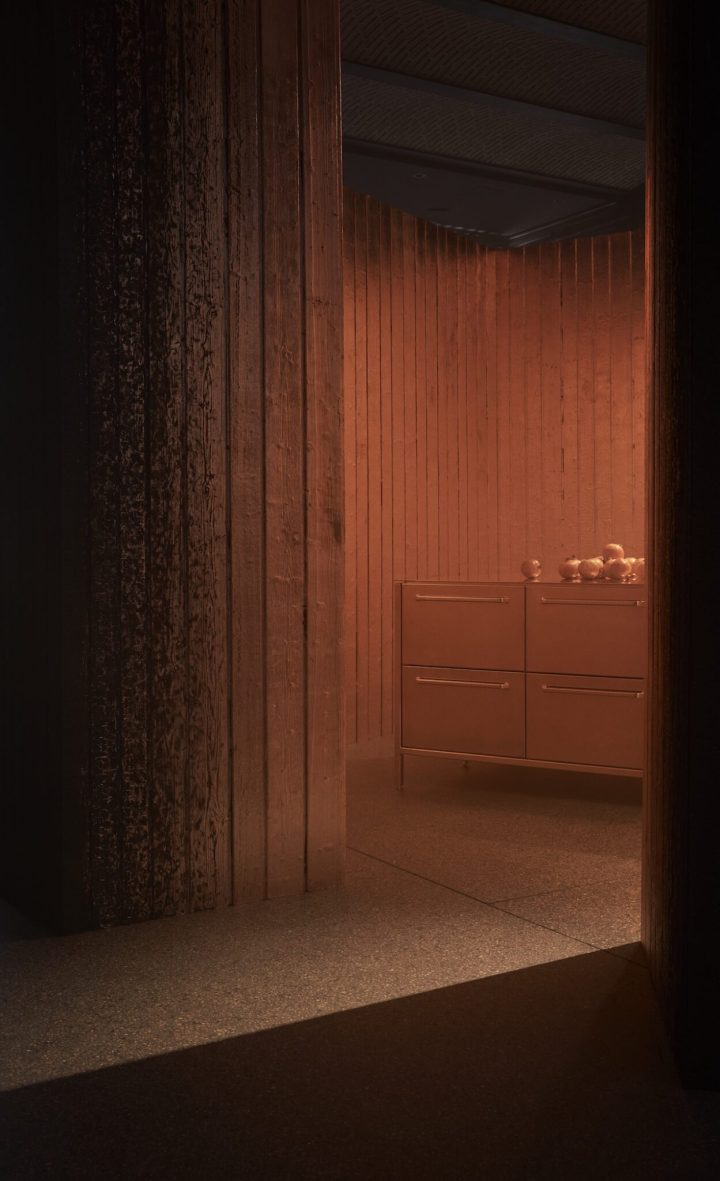 丹麦设计品牌:Studio KO为Vipp宾馆注入沙漠风情