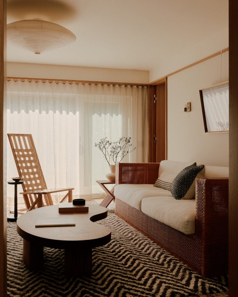 由General Assembly设计的极简住宅Amagansett Home