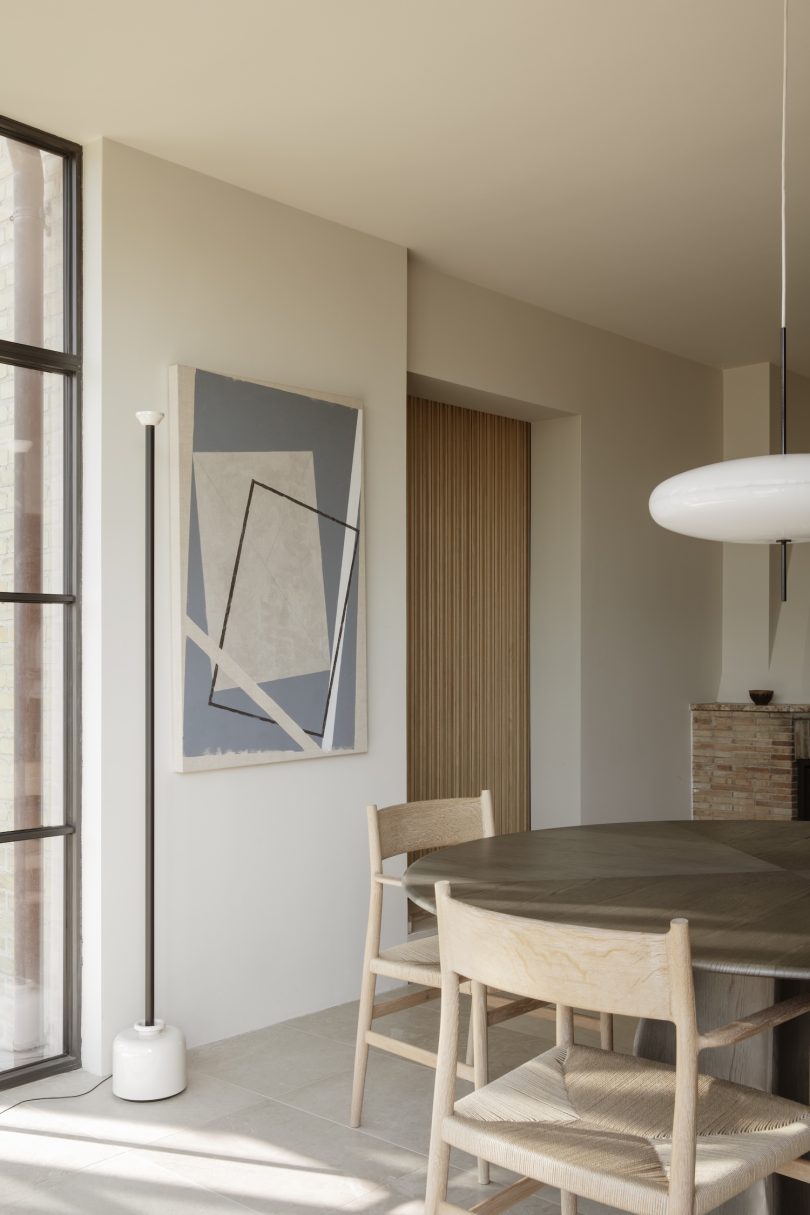 由Yoye设计的极简主义住宅Humlebæk Home