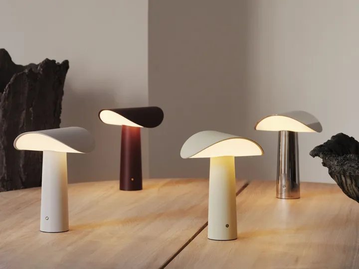 由Johannes Lindner为Gejst设计的携式台灯Lium