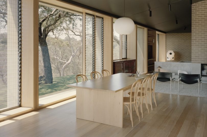 Figureground Architecture设计的极简住宅Warrandyte House